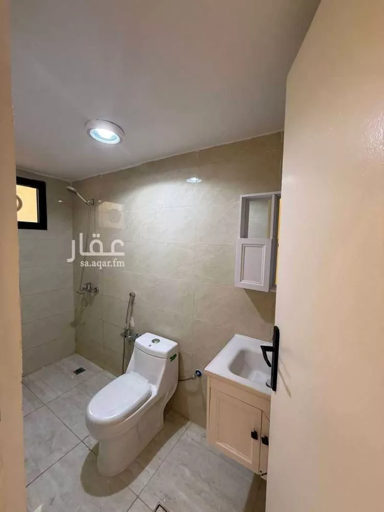 شقة للإيجار في شارع ابن الغزال, حي الضباط, مدينة الرياض, منطقة الرياض صورة 5