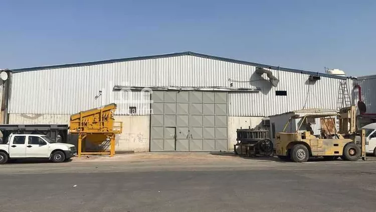 مستودع للبيع في شارع عين شمس, حي النور, مدينة الرياض, منطقة الرياض 1 صورة