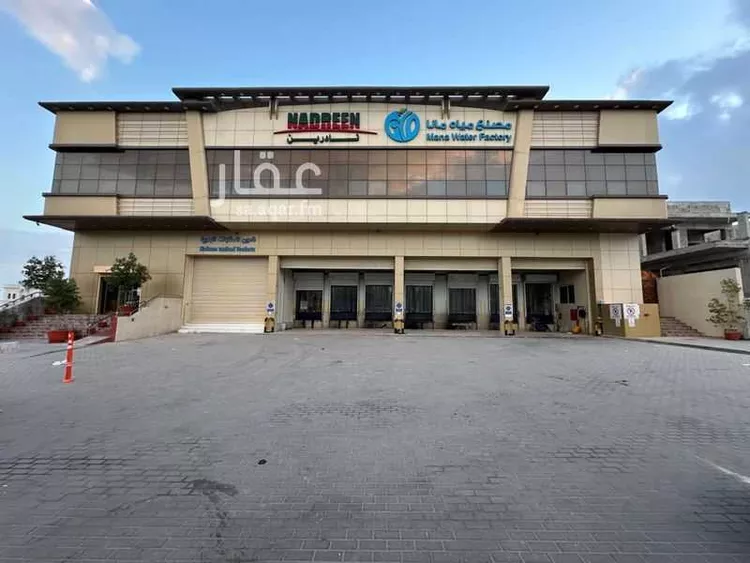 عمارة للبيع في شارع الطائف, حي ظهرة لبن, مدينة الرياض, منطقة الرياض 1 صورة