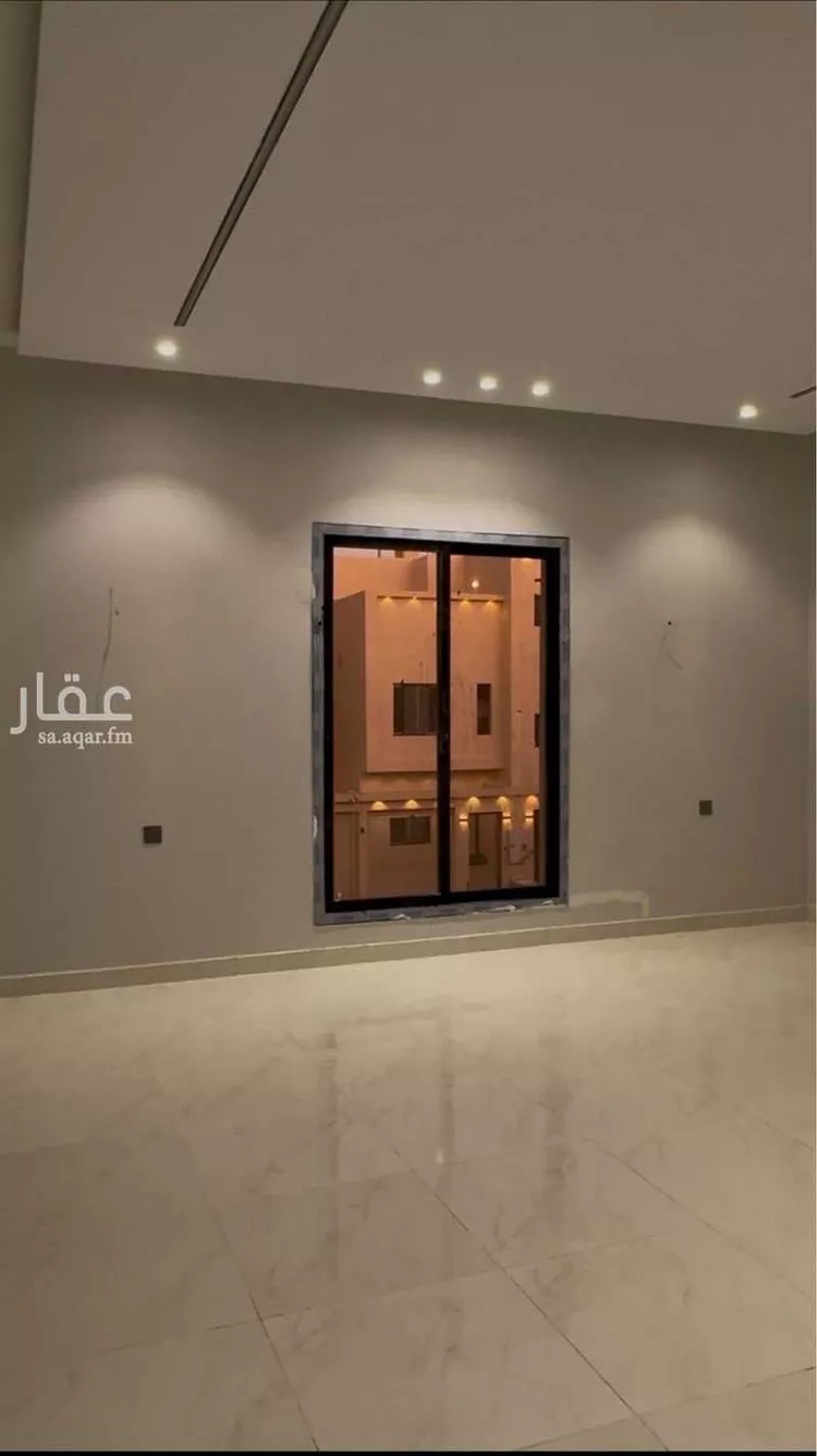 دور للبيع في شارع الحسن الخطير, حي عكاظ, مدينة الرياض, منطقة الرياض صورة 4