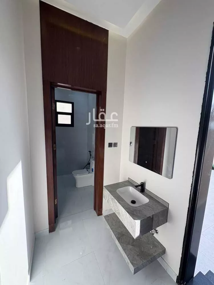 دور للبيع في شارع قطب الدين القسطلاني, حي عكاظ, مدينة الرياض, منطقة الرياض صورة 3
