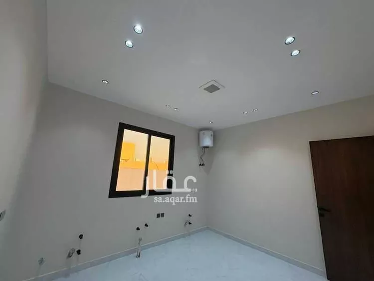 دور للبيع في شارع قطب الدين القسطلاني, حي عكاظ, مدينة الرياض, منطقة الرياض صورة 3