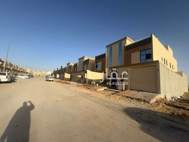دور للبيع في شارع قطب الدين القسطلاني, حي عكاظ, مدينة الرياض, منطقة الرياض 6