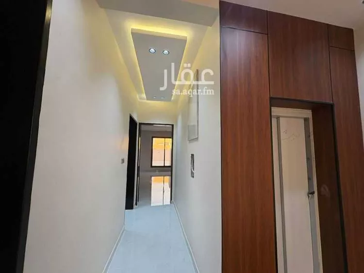 دور للبيع في شارع قطب الدين القسطلاني, حي عكاظ, مدينة الرياض, منطقة الرياض 9