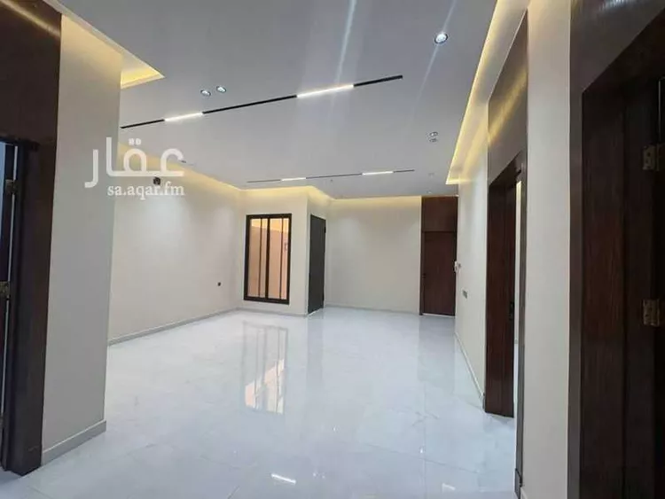 دور للبيع في شارع قطب الدين القسطلاني, حي عكاظ, مدينة الرياض, منطقة الرياض 8