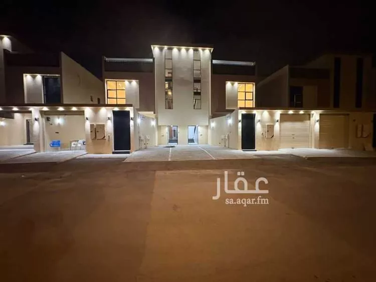 دور للبيع في شارع قطب الدين القسطلاني, حي عكاظ, مدينة الرياض, منطقة الرياض
