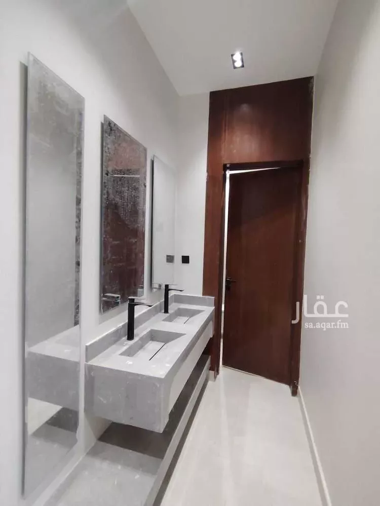 فيلا للبيع في شارع العويقلية, حي طيبة, مدينة الرياض, منطقة الرياض 9