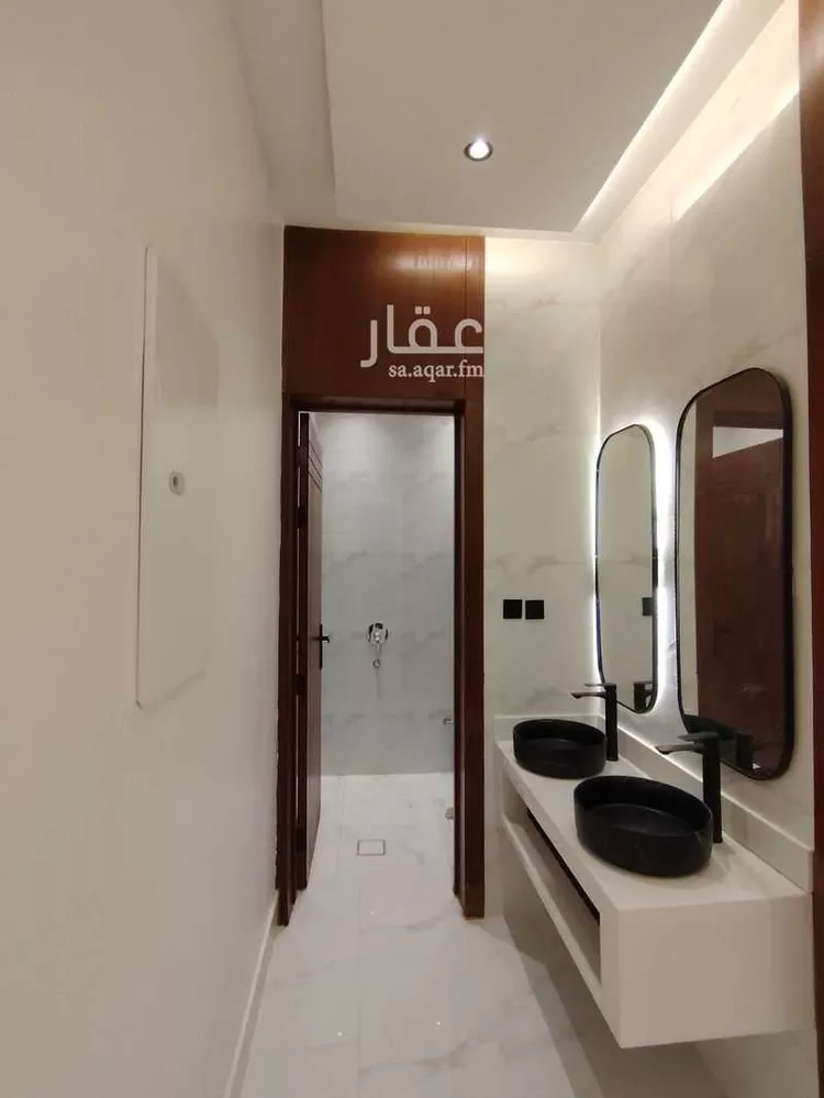 دور للبيع في شارع الإمام مسلم, حي بدر, مدينة الرياض, منطقة الرياض 9