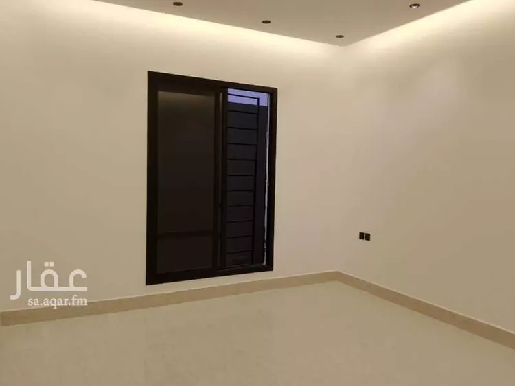 دور للبيع في شارع مسلم, حي بدر, مدينة الرياض, منطقة الرياض صورة 4