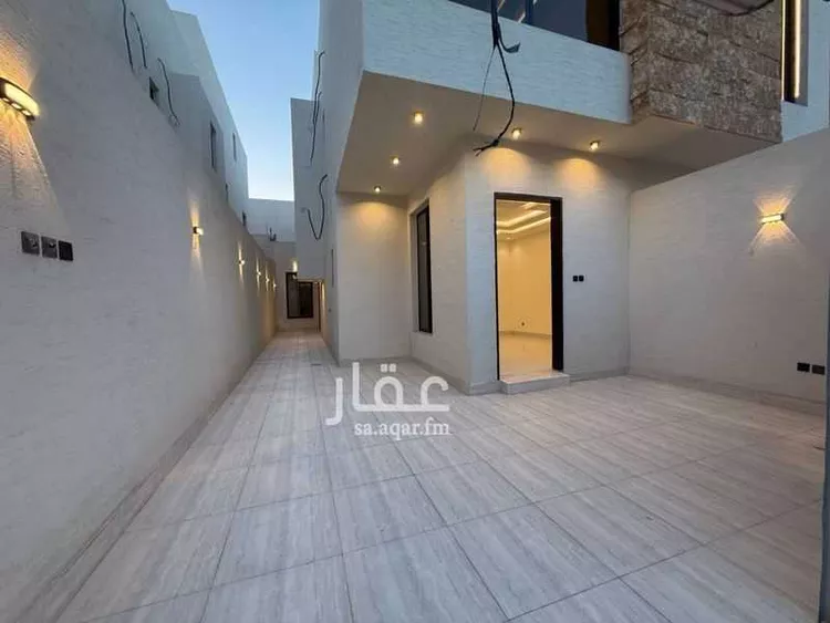 دور للبيع في شارع مسلم, حي بدر, مدينة الرياض, منطقة الرياض صورة 5