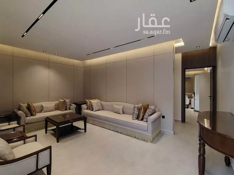 دور للبيع في شارع طريق النفود, حي عكاظ, مدينة الرياض, منطقة الرياض 13