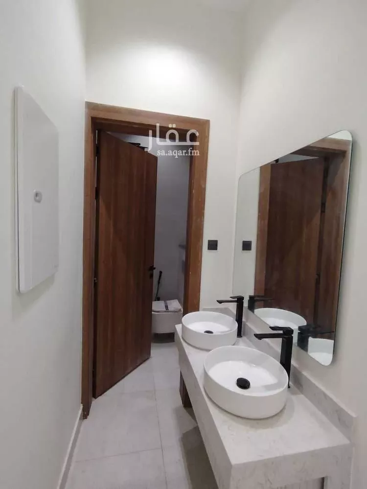 دور للبيع في شارع عبدالعزيز بن عبدالملك, حي طويق, مدينة الرياض, منطقة الرياض صورة 4