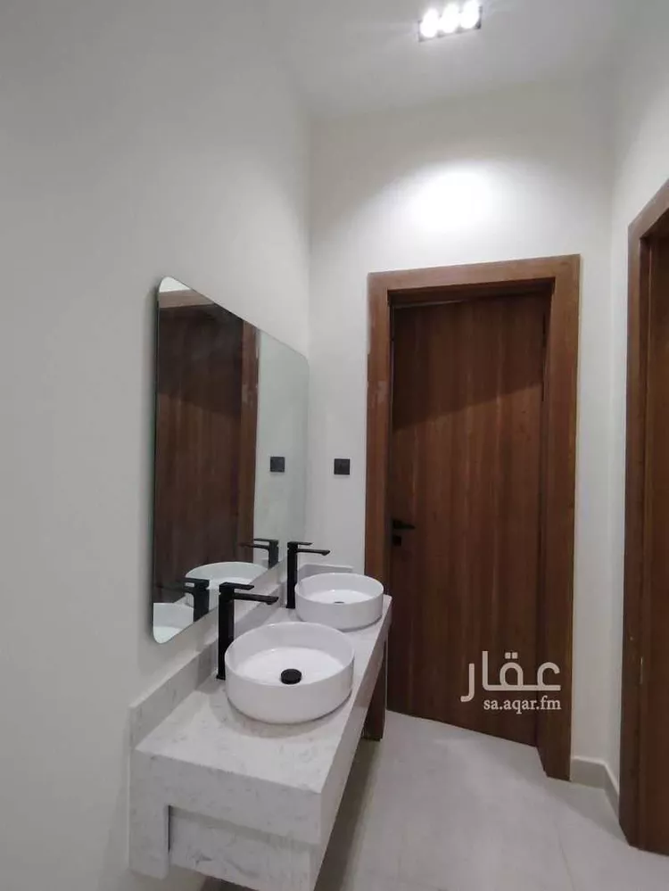 Floor for Sale in Riyadh Tuwaiq 7