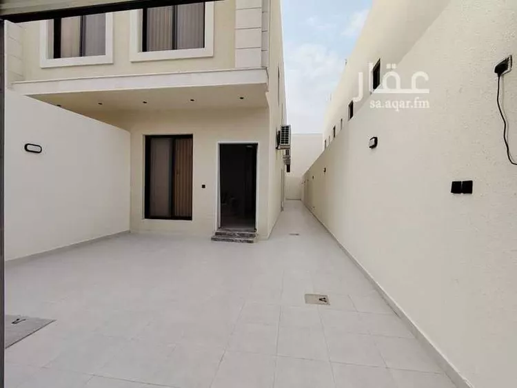 Floor for Sale in Riyadh Okaz صورة 5