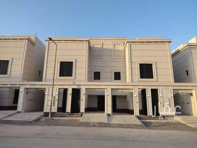 فيلا للبيع في شارع عبدالله السديس, حي بدر, مدينة الرياض, منطقة الرياض صورة 3