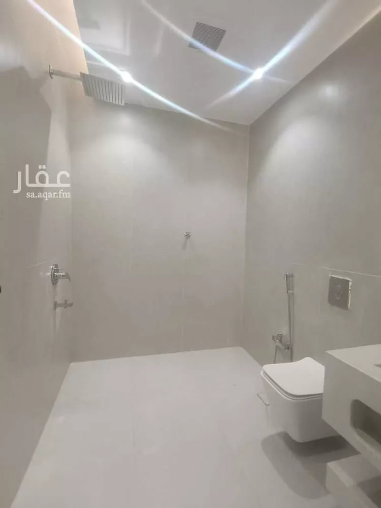 Villa for Sale in Riyadh Tuwaiq 14