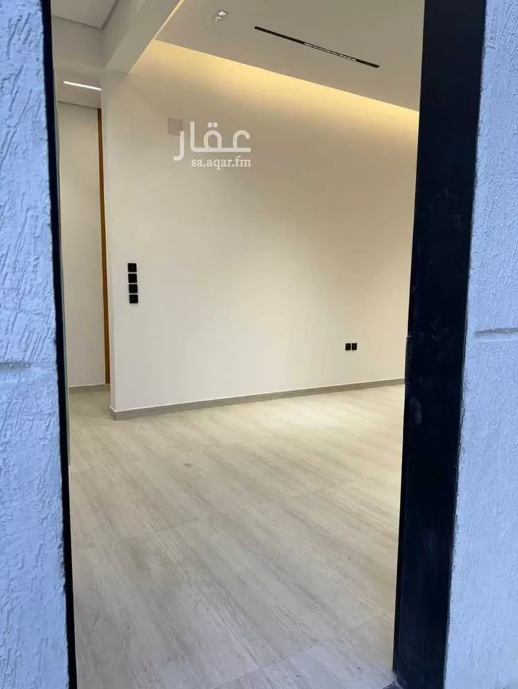 Floor for Sale in Riyadh Dahiat Namar 8
