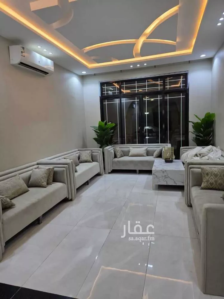 Villa for Rent in Riyadh Al Janadriyah