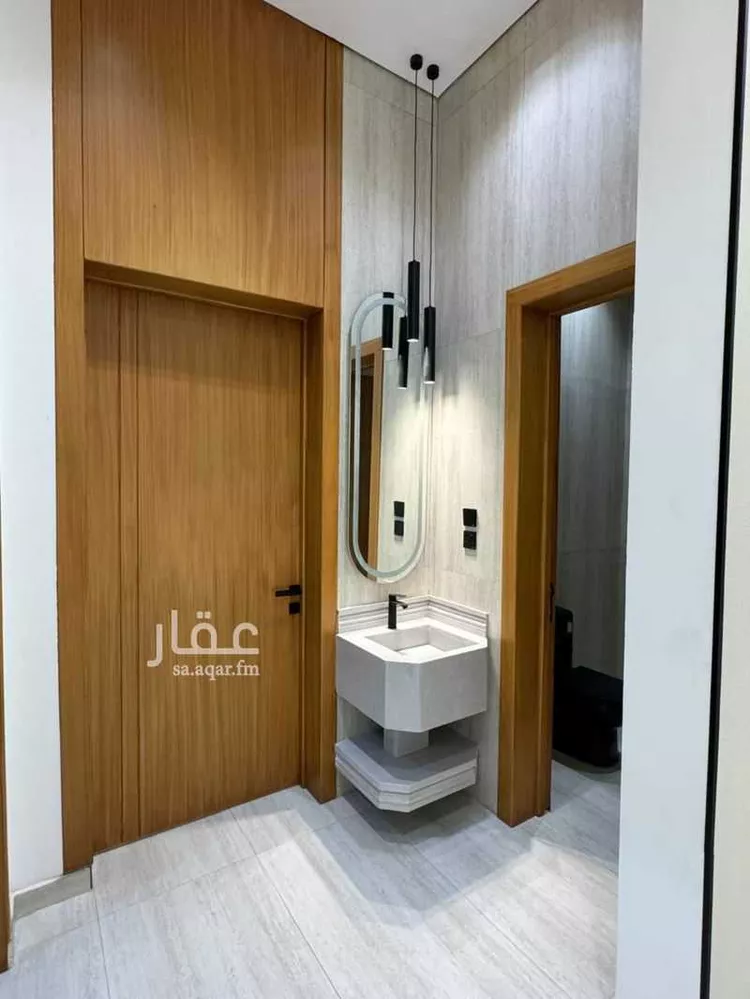Floor for Sale in Riyadh Dahiat Namar 13