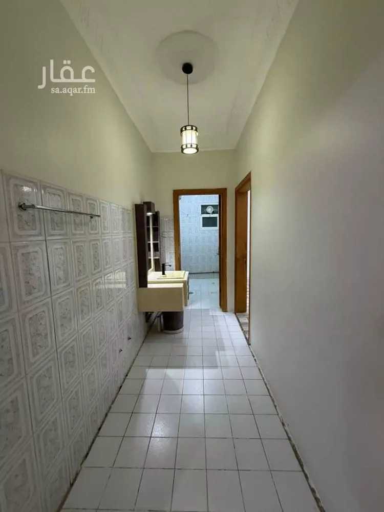 فيلا للبيع في شارع المنقلة, حي اليرموك, مدينة الرياض, منطقة الرياض 19