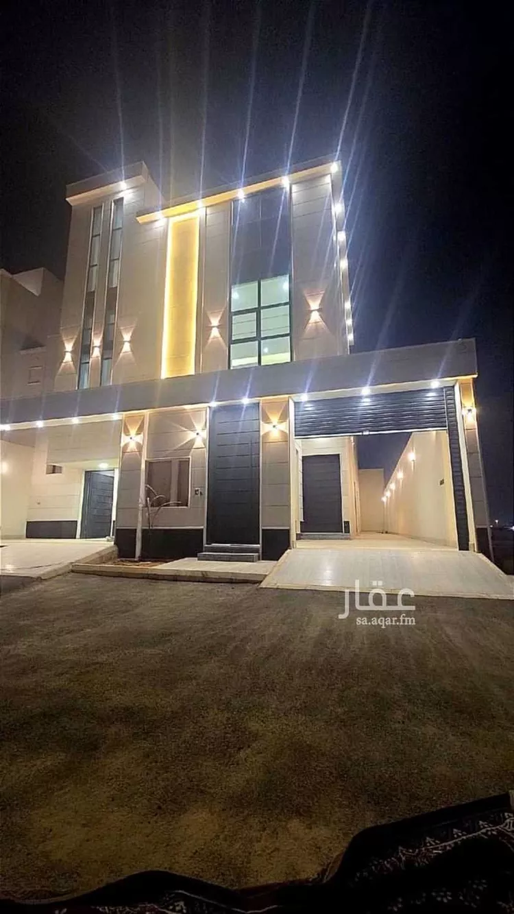 Floor for Sale in Riyadh Al Maizilah