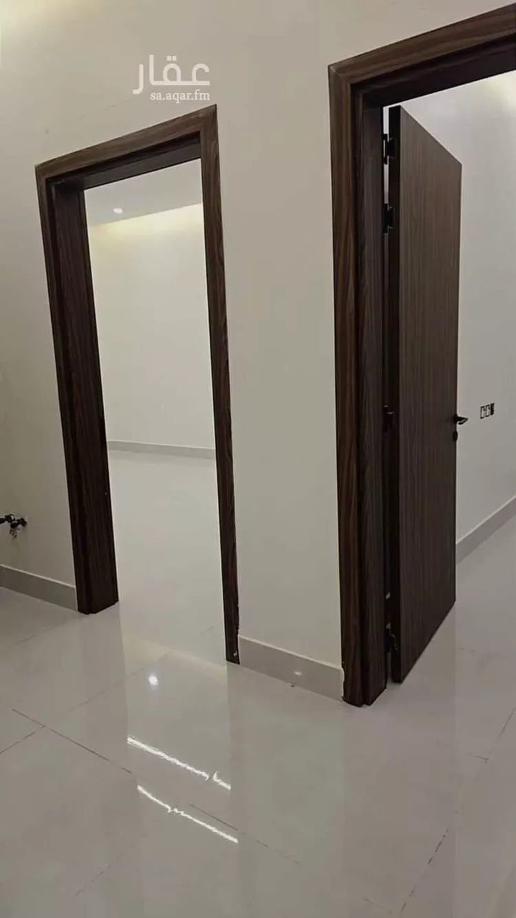 دور للبيع في شارع العام, حي المعيزيلة, مدينة الرياض, منطقة الرياض 7