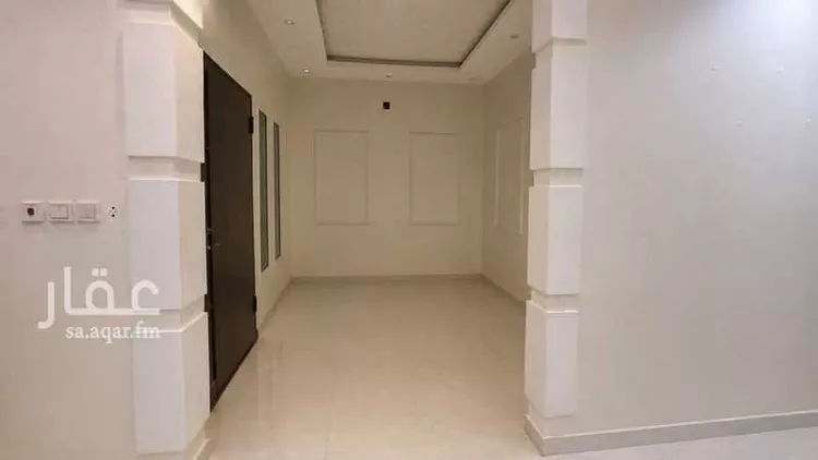فيلا للبيع في شارع جبل المشايخ, حي القادسية, مدينة الرياض, منطقة الرياض صورة 4