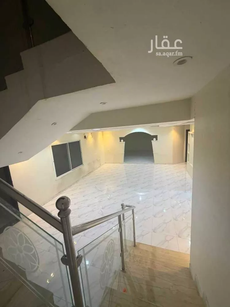 فيلا للإيجار في شارع عبدالكريم بن يوسف الأنصاري, حي بدر, مدينة الرياض, منطقة الرياض صورة 4