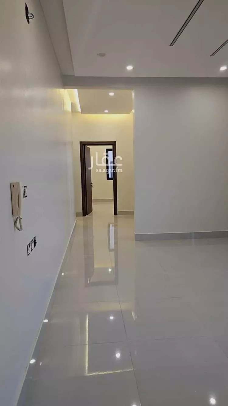 Floor for Sale in Riyadh Al Maizilah صورة 4