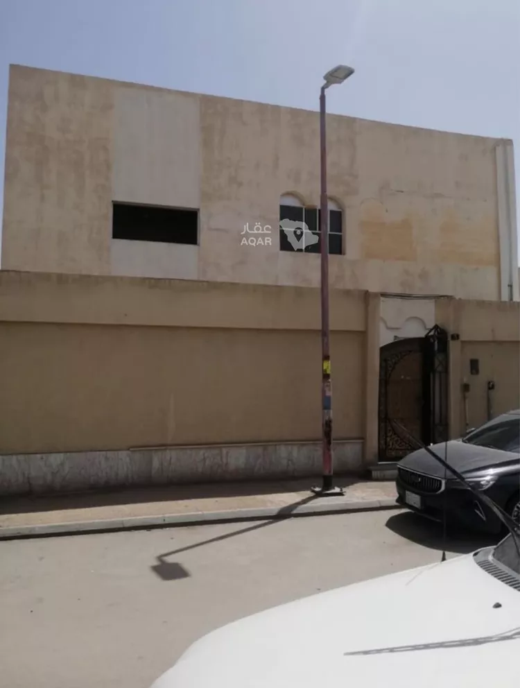 Villa for Sale in Riyadh Al Fakhiriyah