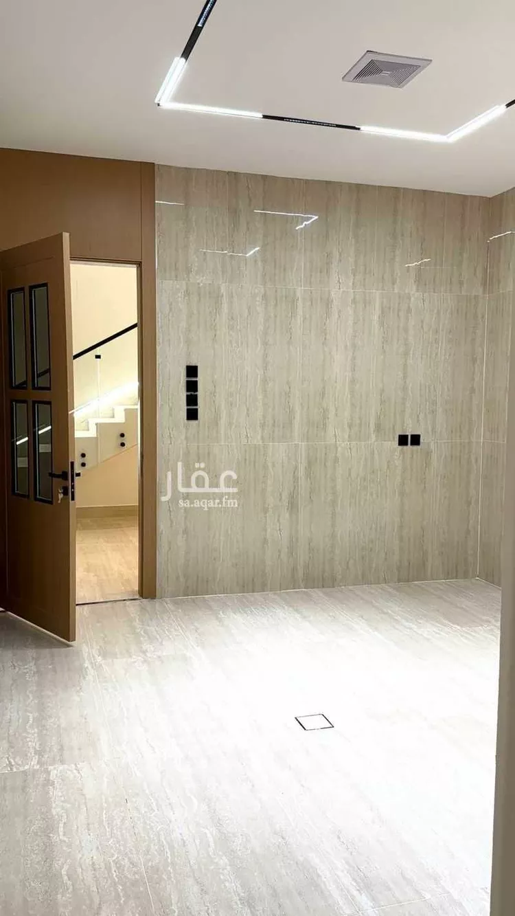 فيلا للبيع في شارع عبد العزيز بن اسماعيل, حي الحمراء الثاني, مدينة الاحساء, المنطقة الشرقية صورة 4