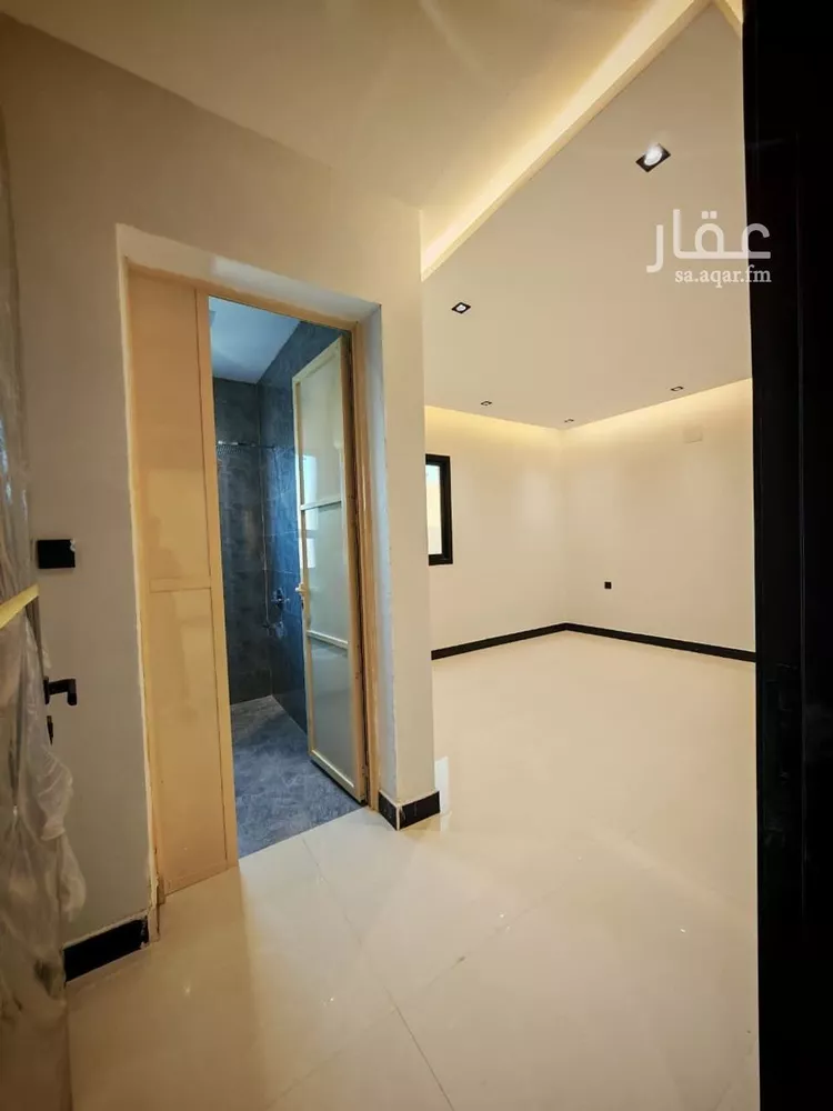 فيلا للإيجار في شارع عمر بن خطاب, حي الفاروق, مدينة الرياض, منطقة الرياض صورة 3