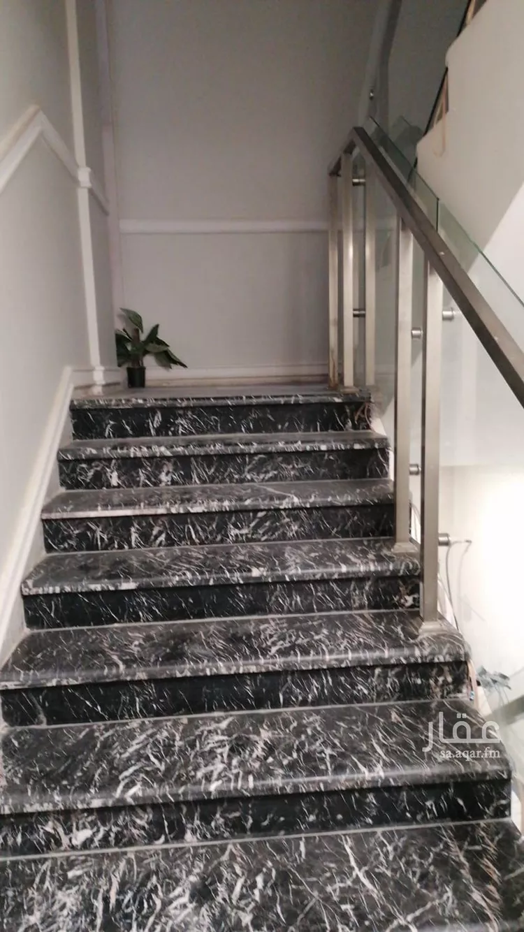 فيلا للإيجار في شارع رقم 5, حي الملك عبدالله, مدينة الرياض, منطقة الرياض