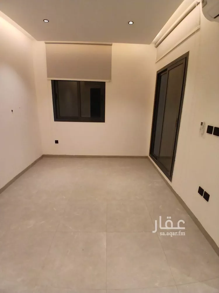 فيلا للإيجار في شارع عبدالله بن حبان, حي الرمال, مدينة الرياض, منطقة الرياض صورة 2