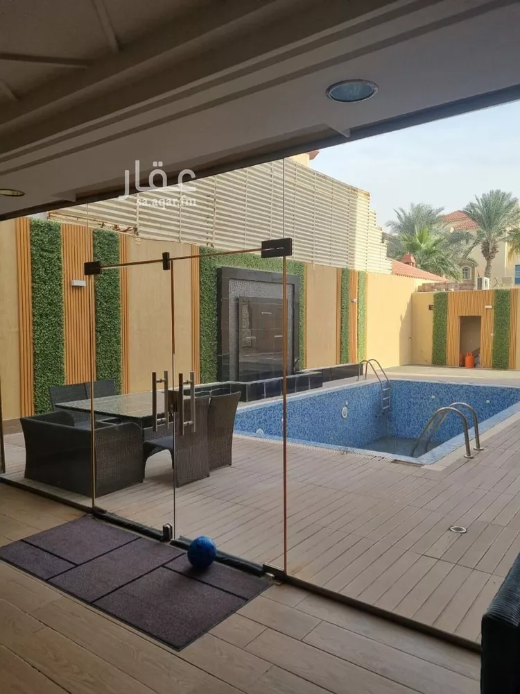 فيلا للبيع في شارع بريدة, حي العاصمة, مدينة الدرعية, منطقة الرياض