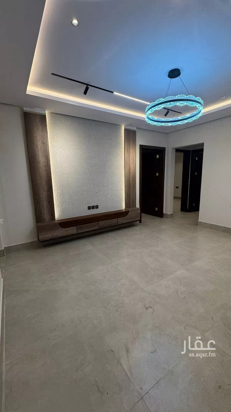 شقة للبيع في شارع نايف فرحان جليل العنزي, حي سلطانة, مدينة تبوك, منطقة تبوك