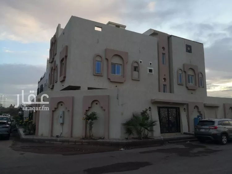 فيلا للبيع في شارع يوسف بن عبدالرحمن بن يوسف, حي نبلاء, مدينة المدينة المنورة, منطقة المدينة المنورة