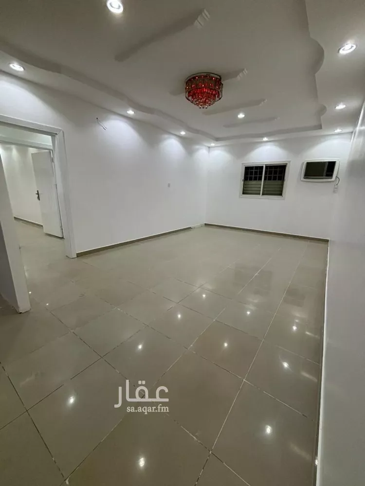 شقة للبيع في شارع طريق المطار, حي الصيانة, مدينة الطائف, منطقة مكة المكرمة