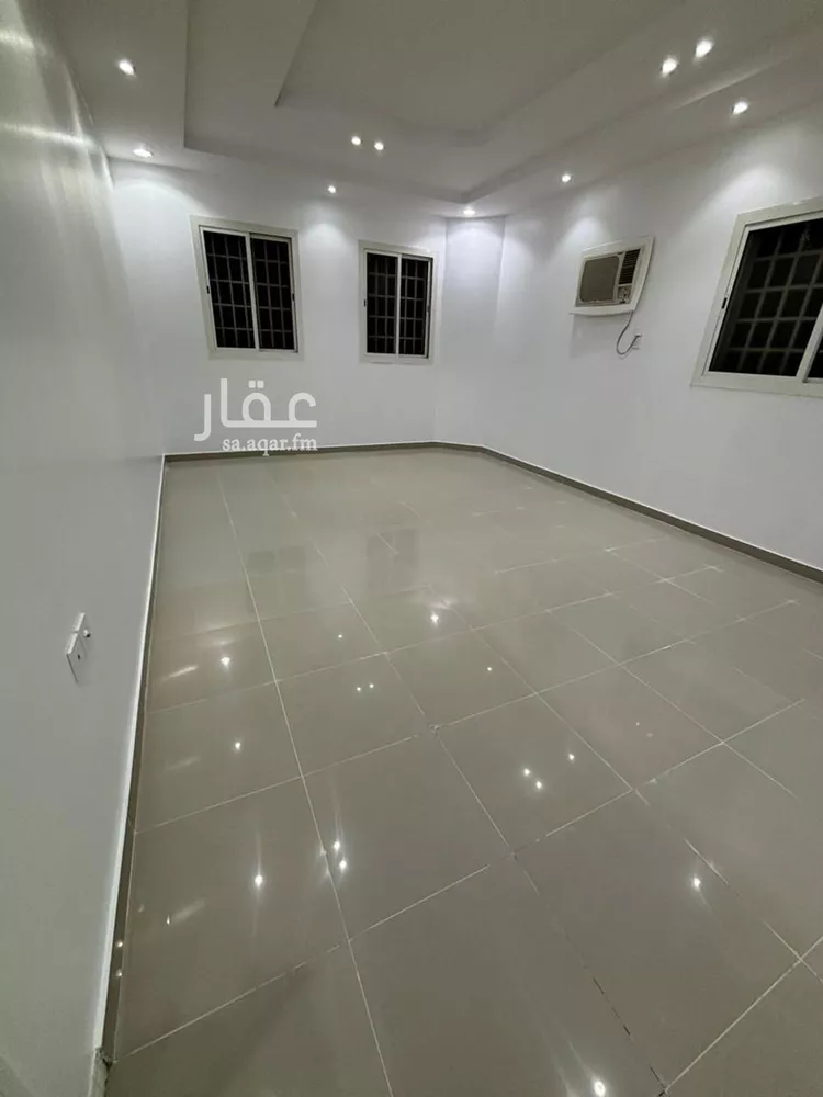 شقة للبيع في شارع طريق المطار, حي الصيانة, مدينة الطائف, منطقة مكة المكرمة صورة 3