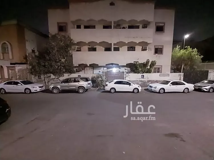 عمارة للبيع في شارع المنيني, حي المروة, مدينة جدة, منطقة مكة المكرمة