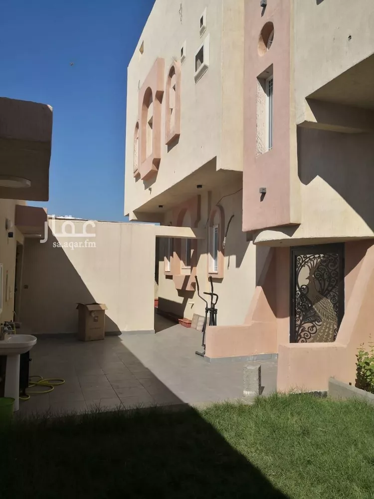 فيلا للبيع في شارع يوسف بن عبدالرحمن بن يوسف, حي نبلاء, مدينة المدينة المنورة, منطقة المدينة المنورة صورة 4
