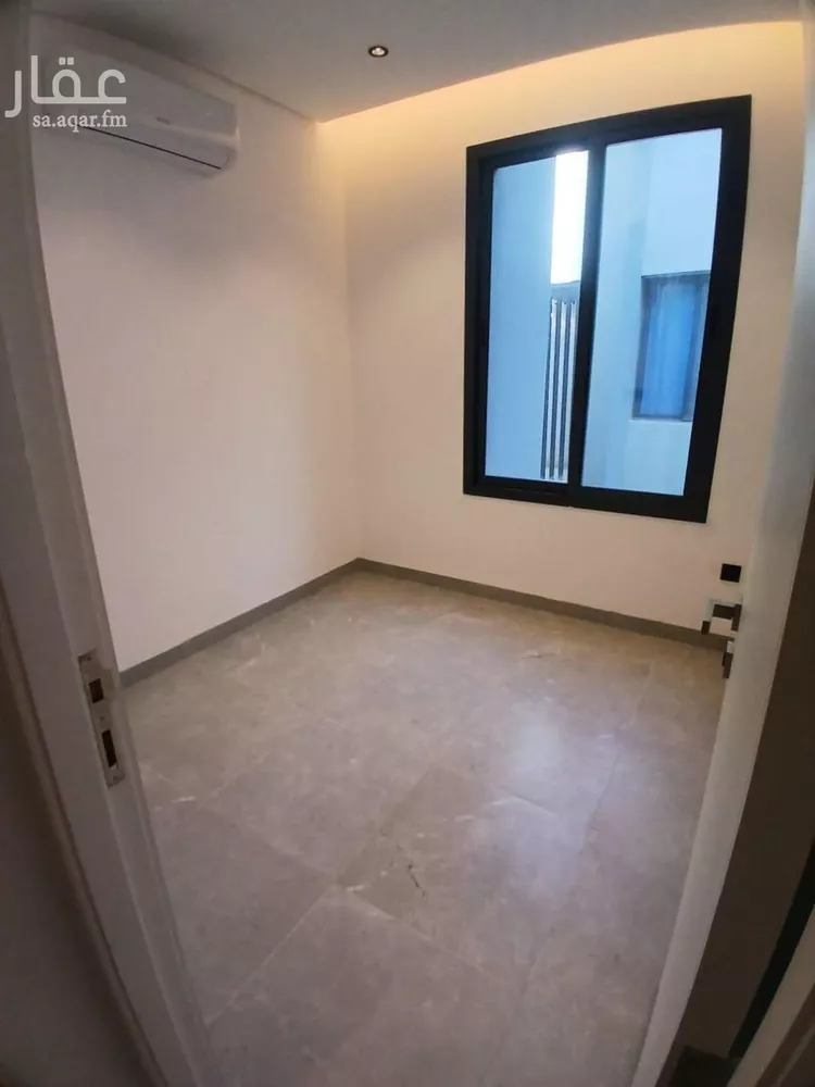 فيلا للإيجار في شارع عبدالله بن حبان, حي الرمال, مدينة الرياض, منطقة الرياض صورة 3