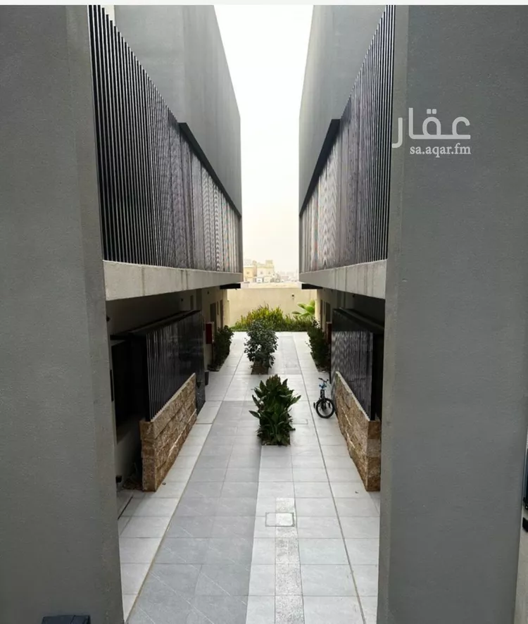 فيلا للبيع في شارع عبدالله بن حبان, حي الرمال, مدينة الرياض, منطقة الرياض