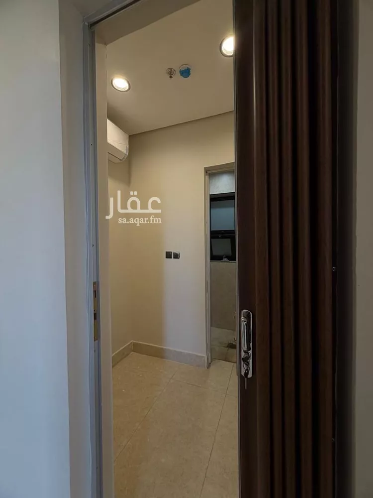 شقة للإيجار في شارع مدائن صالح, حي الحمراء, مدينة الخبر, المنطقة الشرقية صورة 4