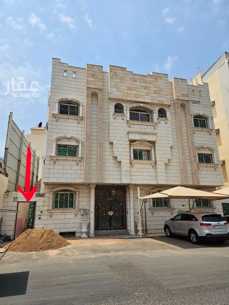 فيلا للبيع في شارع حصين الهمداني, حي قربان, مدينة المدينة المنورة, منطقة المدينة المنورة