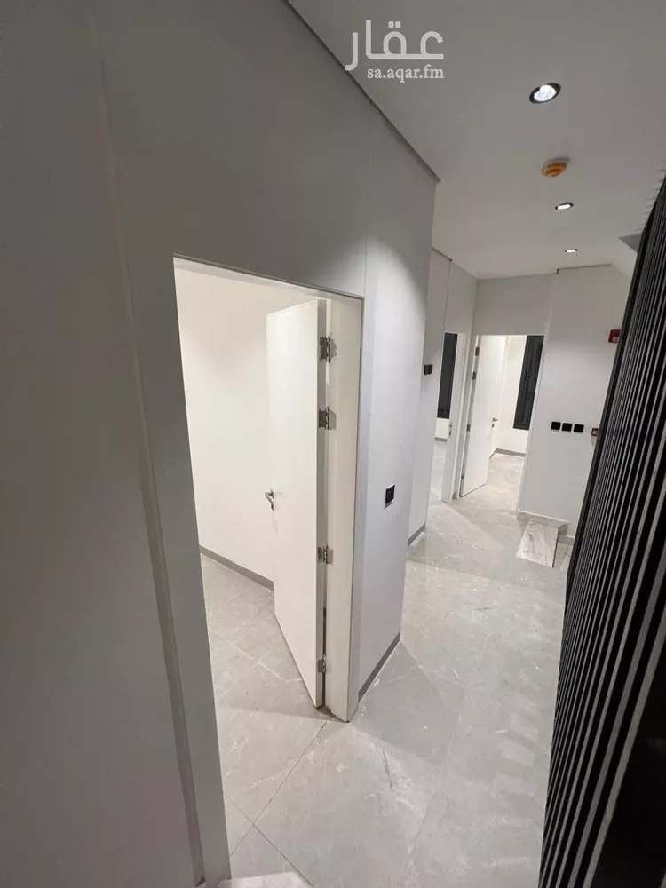 فيلا للإيجار في شارع عبدالله بن حبان, حي الرمال, مدينة الرياض, منطقة الرياض صورة 5
