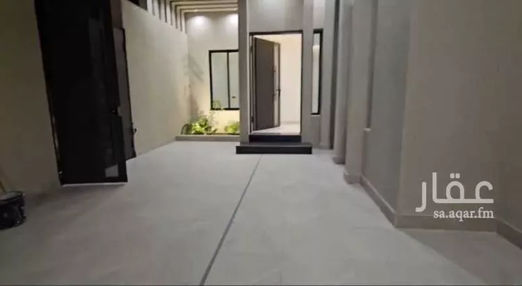 فيلا للبيع في شارع الملك خالد ابن عبدالعزيز سعود, حي عقرباء, مدينة الجبيلة, منطقة الرياض