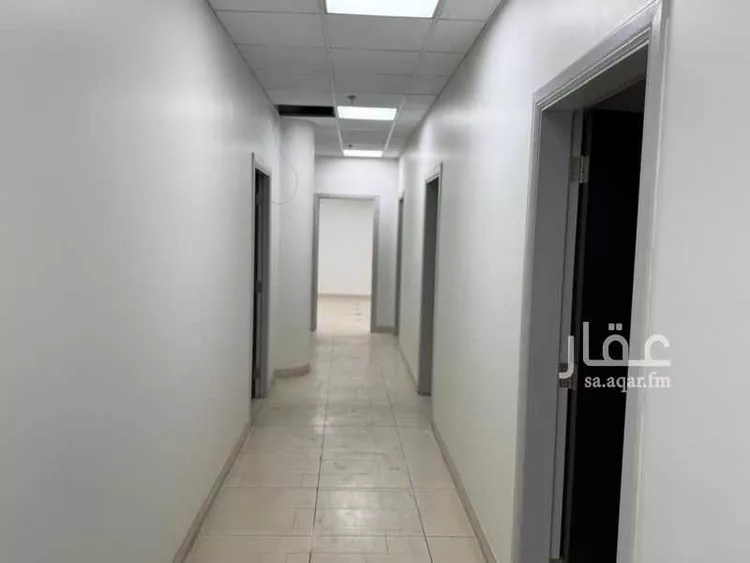 مكتب تجاري للإيجار في شارع الامير عبدالعزيز بن مساعد بن جلوي, حي السليمانية, مدينة الرياض, منطقة الرياض صورة 4