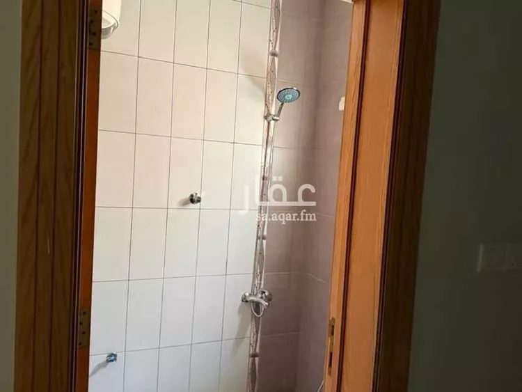 فيلا للإيجار في شارع الأستاذ عثمان الصالح, حي النموذجية, مدينة الرياض, منطقة الرياض صورة 2