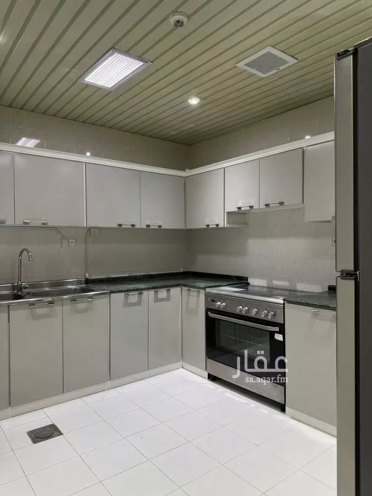 فيلا للإيجار في شارع المهندس مساعد العنقري, حي الورود, مدينة الرياض, منطقة الرياض صورة 2